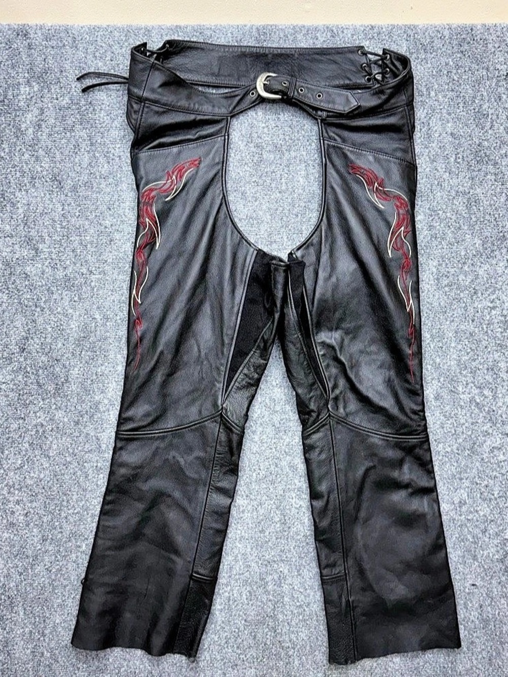 Harley Davidson Women's Black Leather Chaps Red Flame Embroidered Size 1W